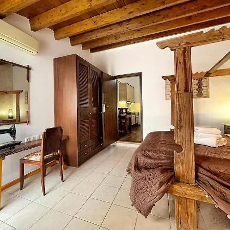 Inn Four Seasons Of Bliss At Sohora *