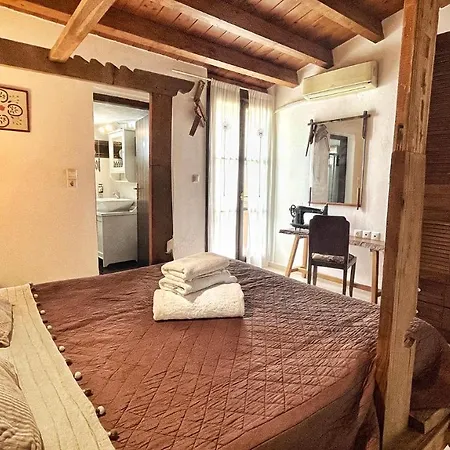 Four Seasons Of Bliss At Sohora Mini-hôtel