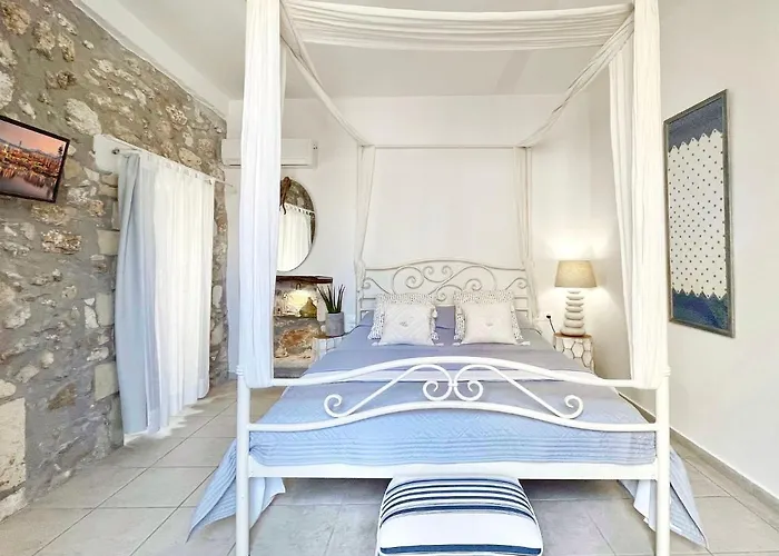 Inn Four Seasons Of Bliss At Sohora *