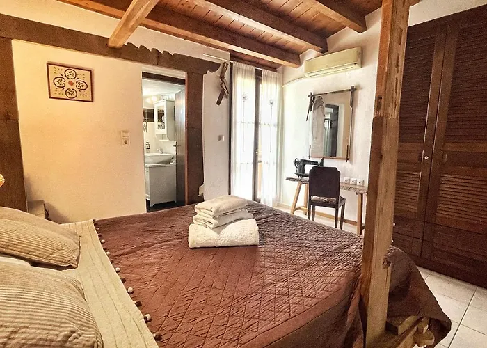 Four Seasons Of Bliss At Sohora Inn