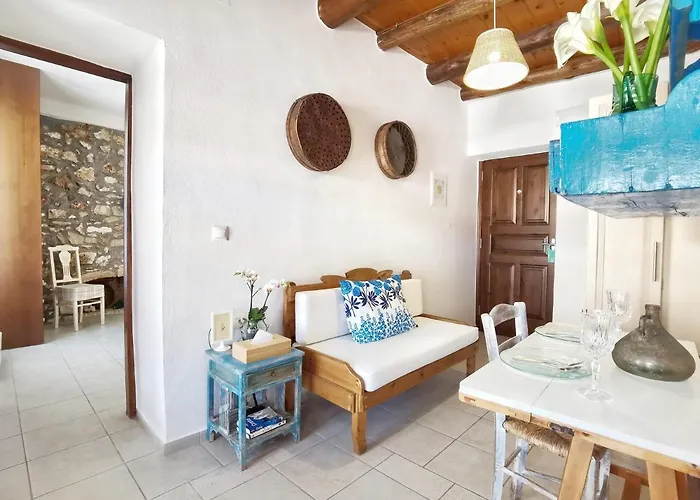 אורחן Four Seasons Of Bliss At Sohora