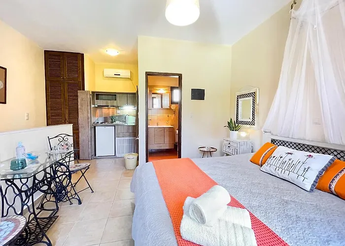 אורחן Four Seasons Of Bliss At Sohora