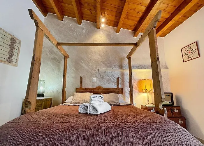 אורחן Four Seasons Of Bliss At Sohora *