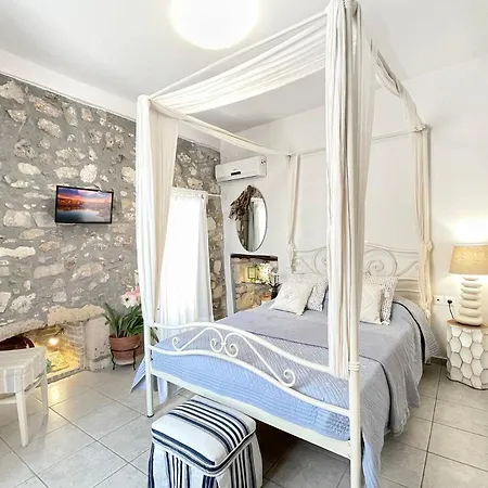 Four Seasons Of Bliss At Sohora Rethimnon