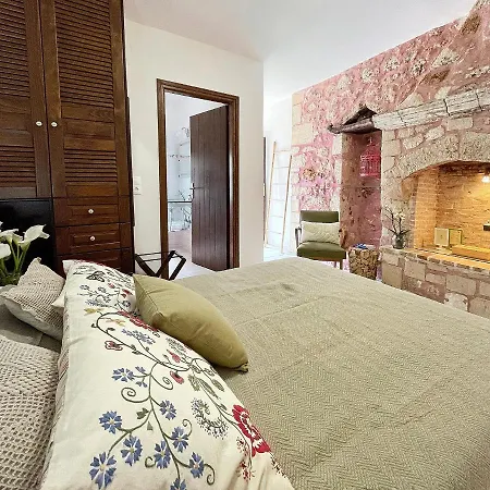 Four Seasons Of Bliss At Sohora Penzion Rethymno