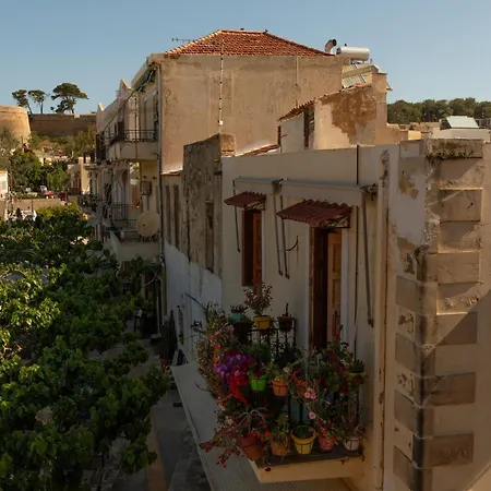 Four Seasons Of Bliss At Sohora Herberg